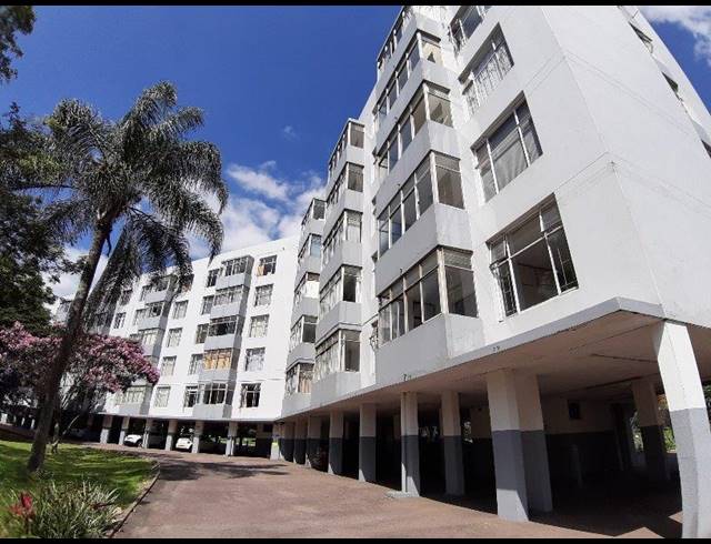 1 BEDROOM FLAT SOLD IN PINETOWN CENTRAL